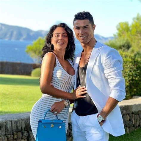 ronaldo girlfriend gucci|georgina rodriguez ronaldo daughter.